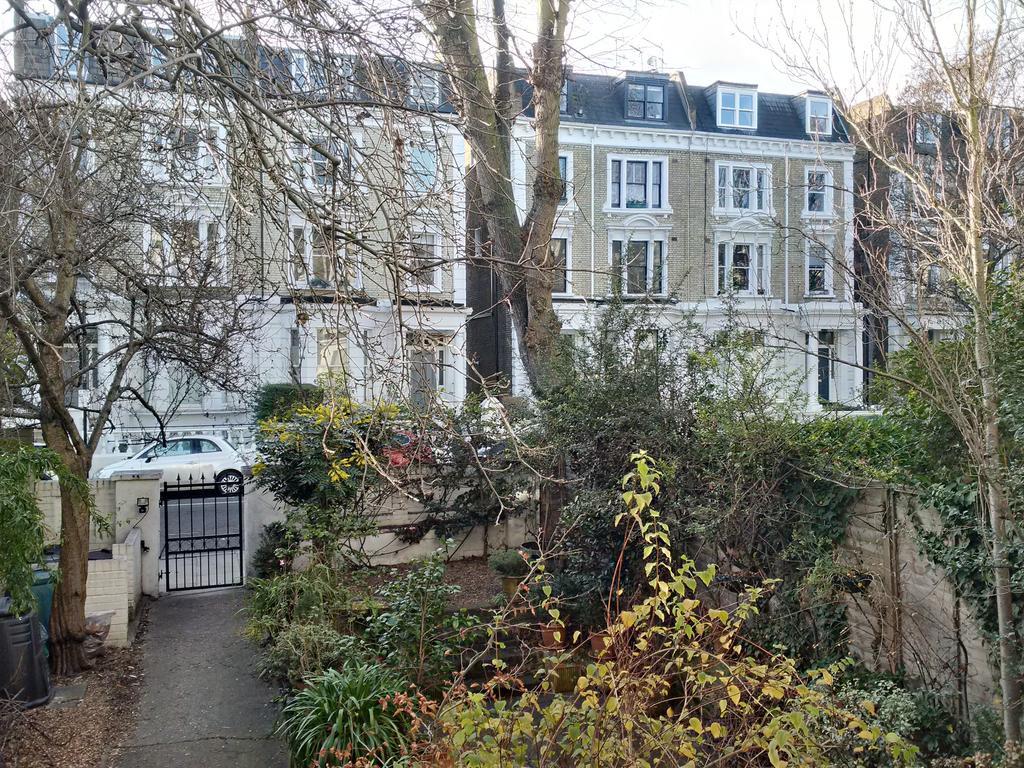 Apartamento Luxury Holland Park, Sleeps 2, Free S'Fast Wifi Londres Exterior foto